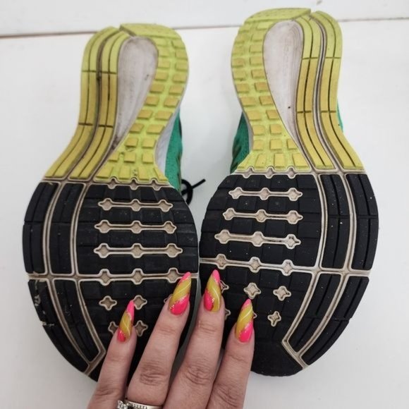 Nike Air Zoom Pegasus 32 in Green Women's Size 9.5 749344-303 - Picture 5 of 14